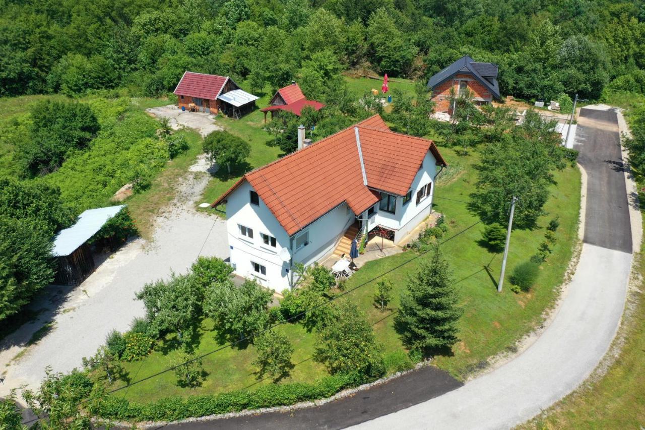 Apartment Stjepan Rakovica Exterior photo